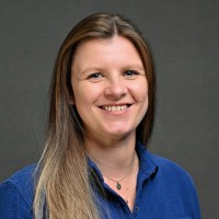 Cecília Amábile Email