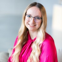 Hannah McFarland-Pflum Email & Phone Number