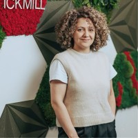 Nelly Ghazaryan Email