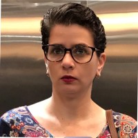 will bank Employee Camila Felix Oliveira's profile photo