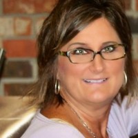Deanna Oswalt Email & Phone Number