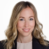 Victoria Hoelzer Email & Phone Number