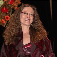 Lena Hellström-Färnlöf Email