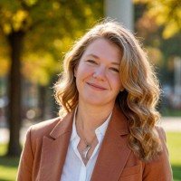 Kelli Klein Email & Phone Number