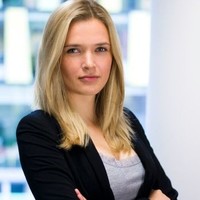 Veronika Aška Email