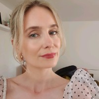 Holly Cutting Email