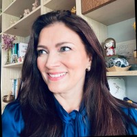 Silvia Ochoa Carvajal Email