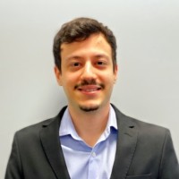 Vinícius Sansiviero Email