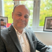 Pai Skincare Employee Neil Sutton's profile photo