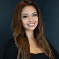 Surge Realty Employee Veneesha Brown's profile photo