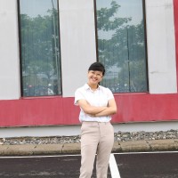 Monica Putri Email