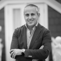 Imagine Wireless Employee Norman Fekrat's profile photo