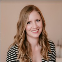 Capstone Home Loans Employee Randi Arnold's profile photo