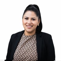 Squeaky Services Employee Esme Miranda's profile photo