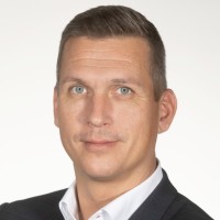 Tobias Ling Email & Phone Number