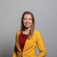 Kertu Kaljumäe Email