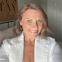 Veterans Evaluation Services Employee Sarah Dowell's profile photo