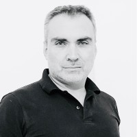Stéphane Goncalves Email