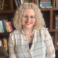 Hailey Cray-Dubaz Email & Phone Number