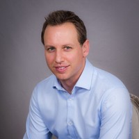 Andrew MacFarlane Email