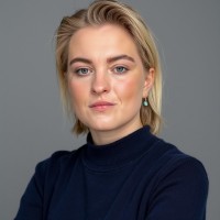 Elizabeth Carlson Email & Phone Number