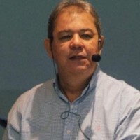 Julio Campos Email