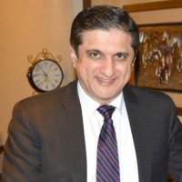 E-mail e número de telefone de Haider Qazilbash
