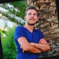 Dominik Röder Email