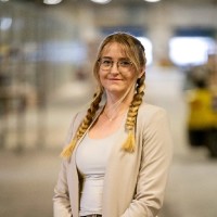 Erin Derzon Email & Phone Number