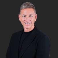 PwC Middle East Employee Leo Vera's profile photo