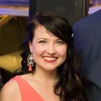 Adele mac Master Email