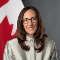 Global Affairs Canada | Affaires mondiales Canada Employee Julie Crowley's profile photo