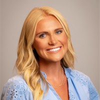 Neon Canvas Employee Raegan Lamb's profile photo