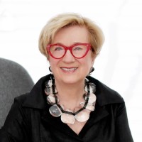 Peabody Essex Museum Employee Lynda Hartigan's profile photo