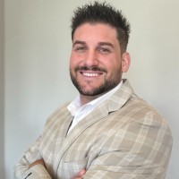 Healthyr Employee Logan Connors's profile photo