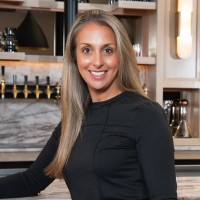 Krowne Employee Lauren Lomoriello's profile photo