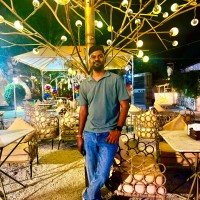 REALCODERZ Employee Shivang Gautam's profile photo