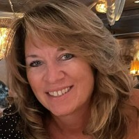 Crossroads4Hope Employee Jennifer Bruner's profile photo