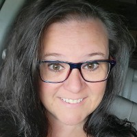 Universal Yarn Employee Kristie Dover-Salley's profile photo