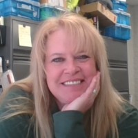 McConnell and Associates Employee Wendy Miller's profile photo