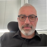 Petr Kallus Email