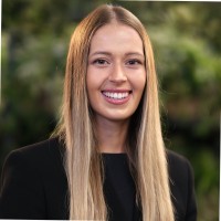 Wiktoria Kouri Email