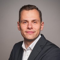 Marius Schmidt Email