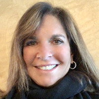 Sourcing International Employee Lori Wrubel's profile photo