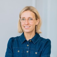 Tess Holloway Email