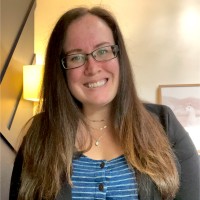 Amanda Hennek Email & Phone Number
