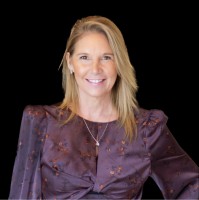 Palisades Hospitality Group Employee Kimberly Webb's profile photo