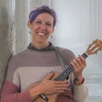 Give Direct Response Inc. Employee Emma Lemcke's profile photo