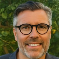 Fredrik Carlsson Email