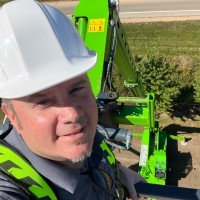 Brooks Tractor Incorporated Employee James Lamont's profile photo